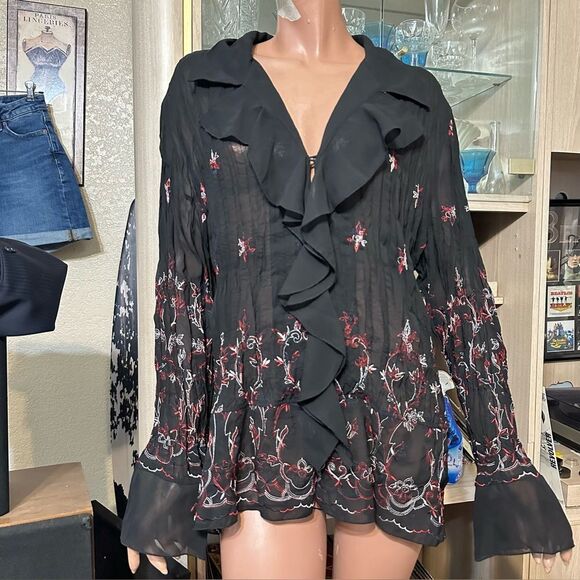 Karly N Max II Size 2X  Ruffle Collar Stretchy Semi Sheer Embroidered Blouse - Picture 1 of 14